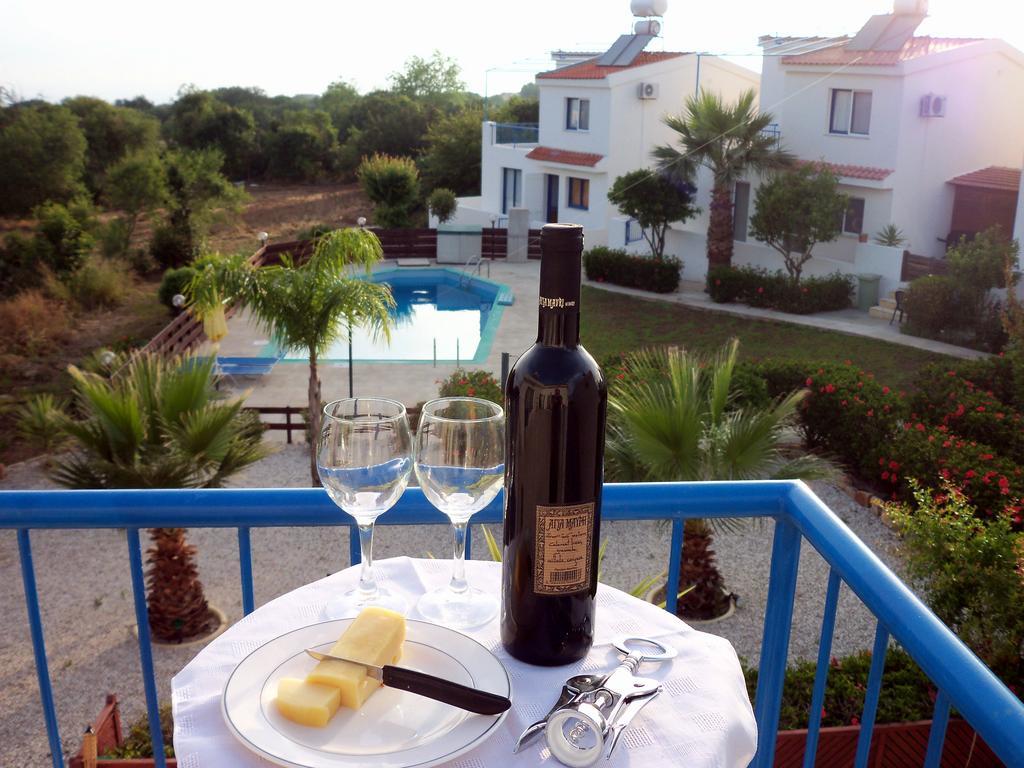 Kavalla Forest Villas Paphos Eksteriør billede