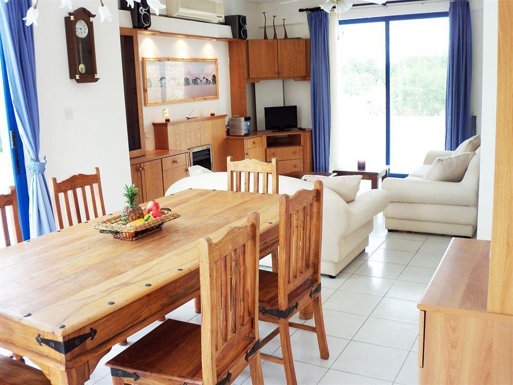 Kavalla Forest Villas Paphos Eksteriør billede
