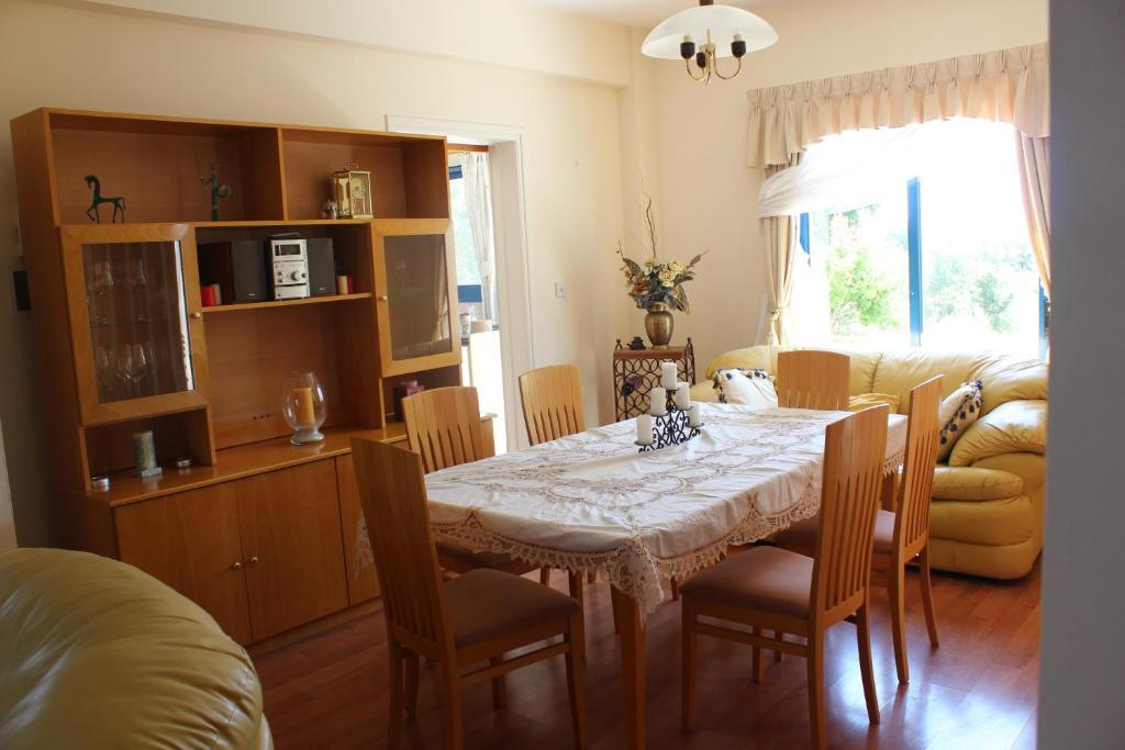 Kavalla Forest Villas Paphos Værelse billede