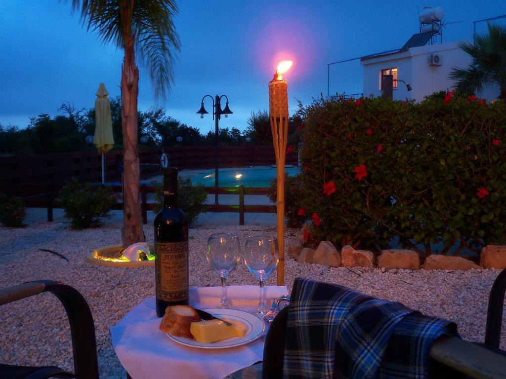Kavalla Forest Villas Paphos Eksteriør billede